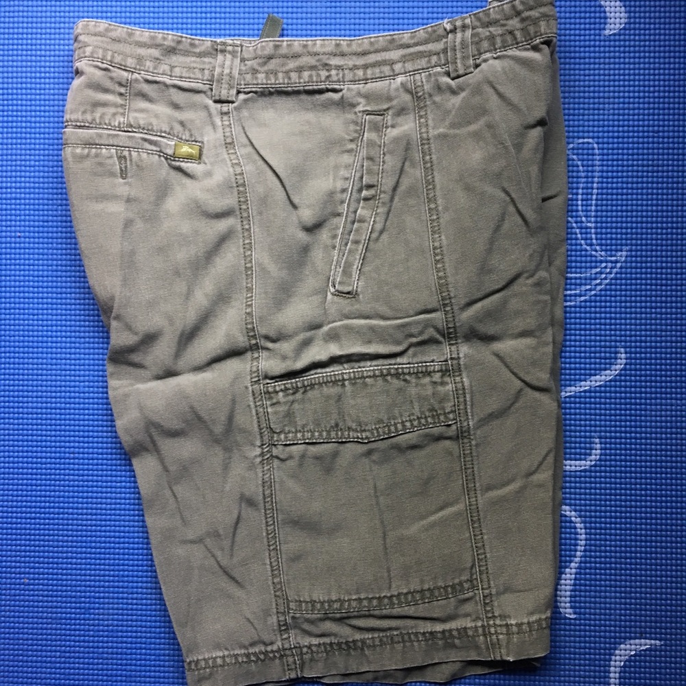 Tommy Bahama Men’s Shorts Size 34